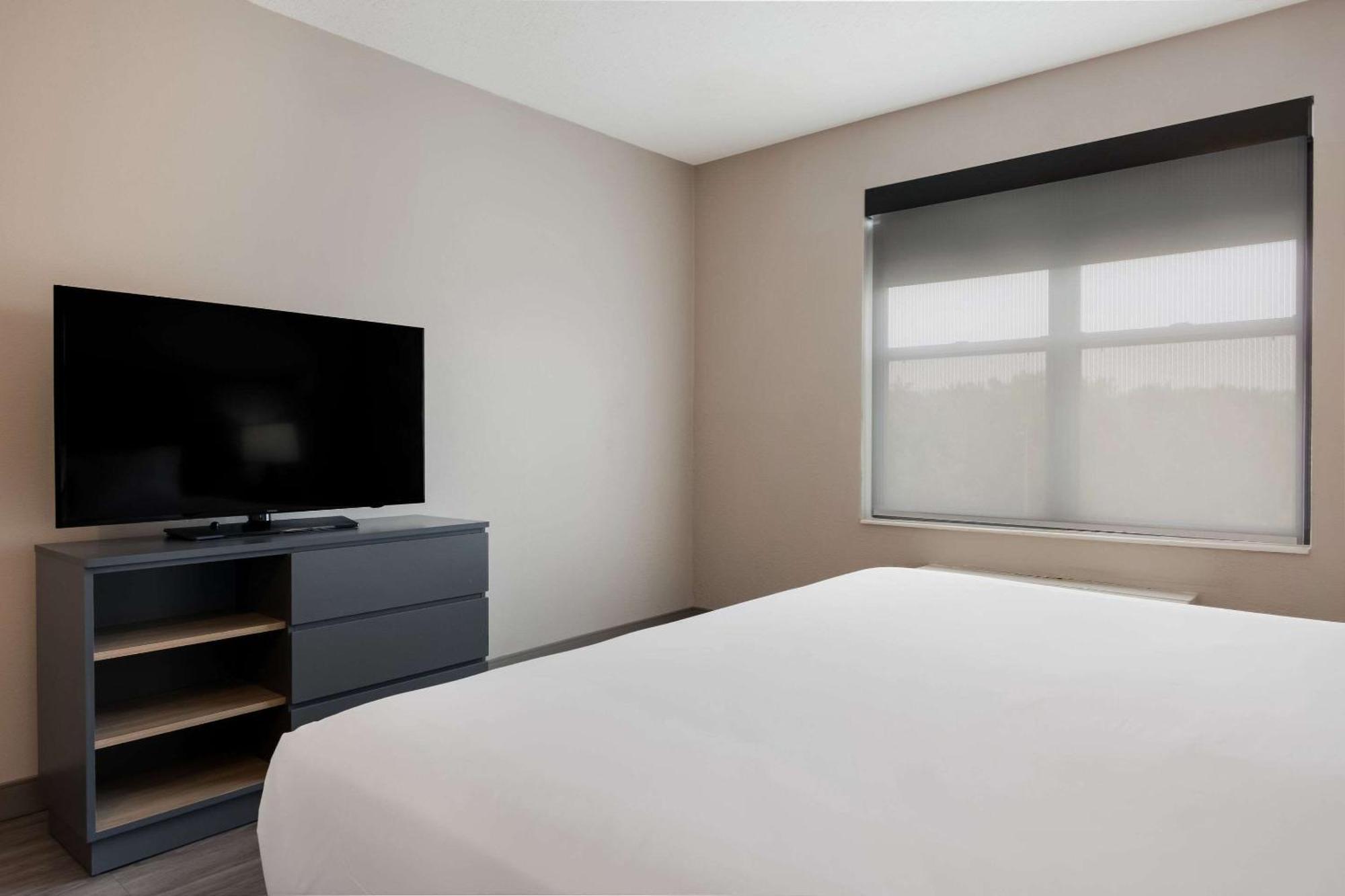 Country Inn & Suites By Radisson, Harrisburg Northeast - Hershey Exteriör bild