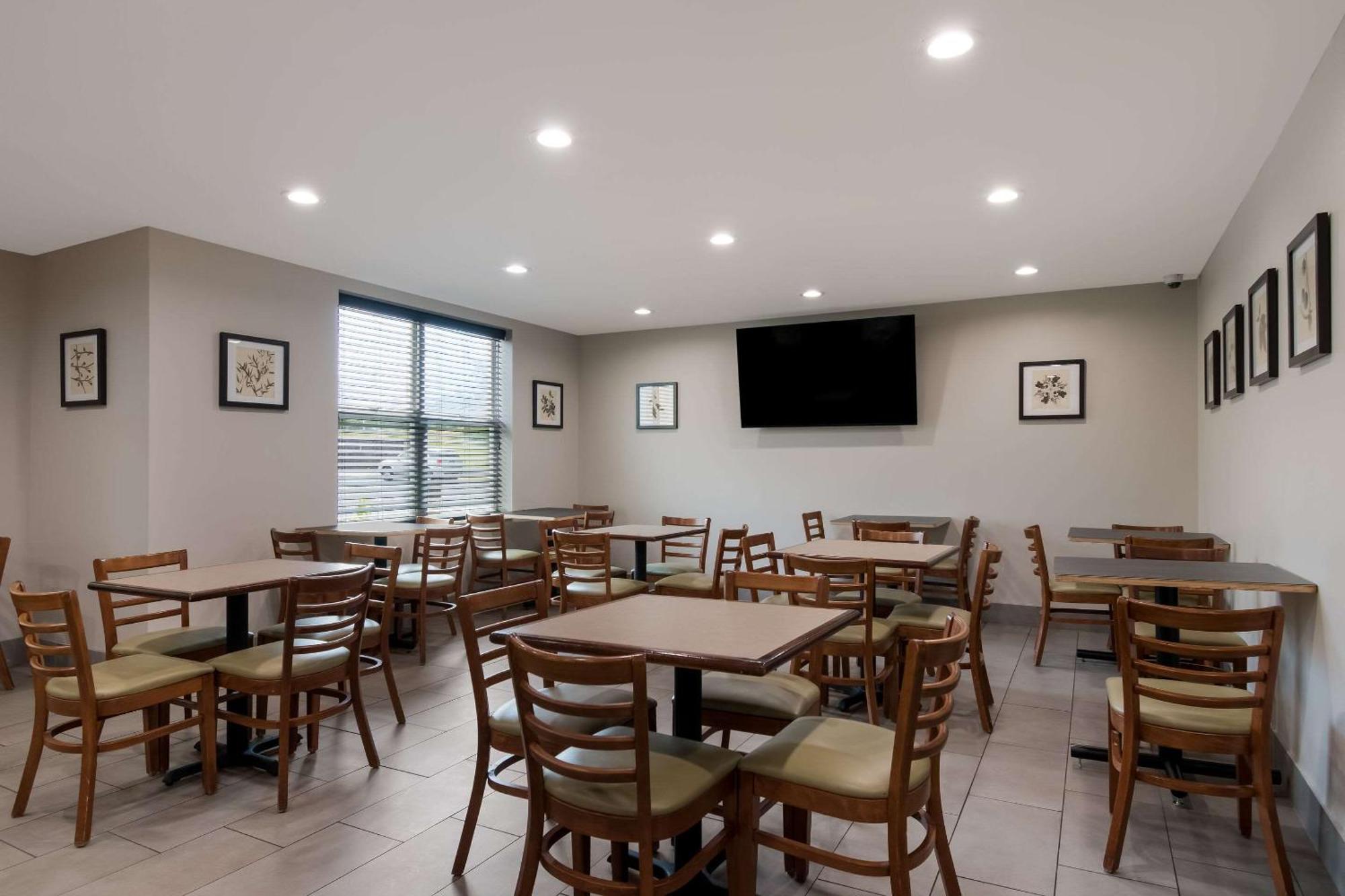 Country Inn & Suites By Radisson, Harrisburg Northeast - Hershey Exteriör bild