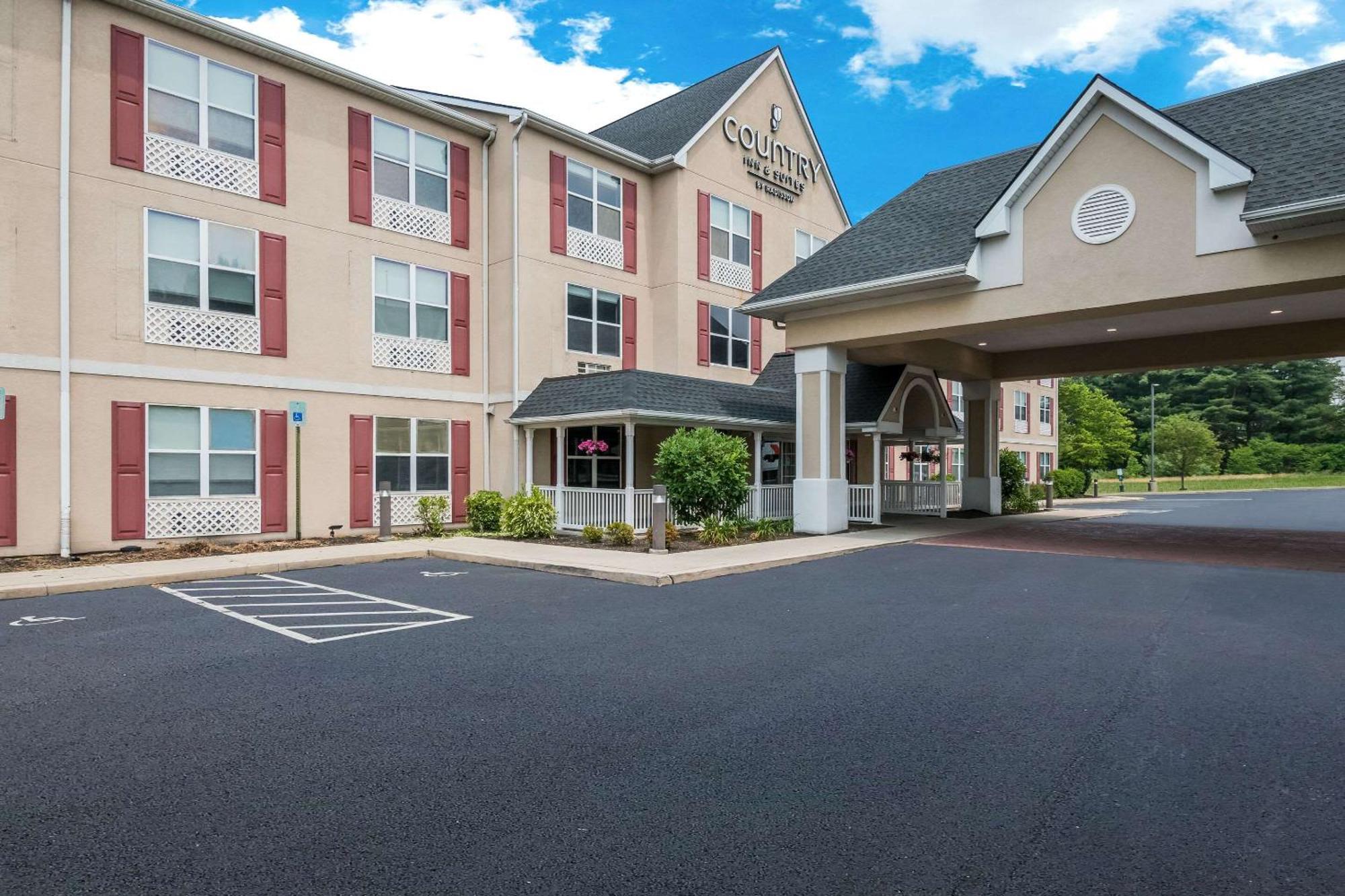 Country Inn & Suites By Radisson, Harrisburg Northeast - Hershey Exteriör bild